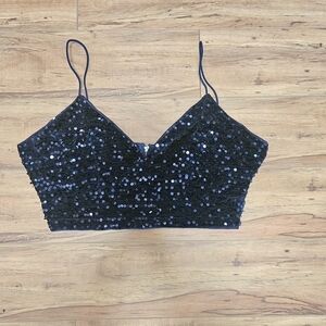 Elegant Black Sequin Crop Top Mediun